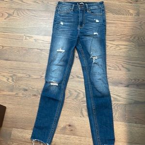 Ultra High rise super skinny Hollister jeans 25W/28L